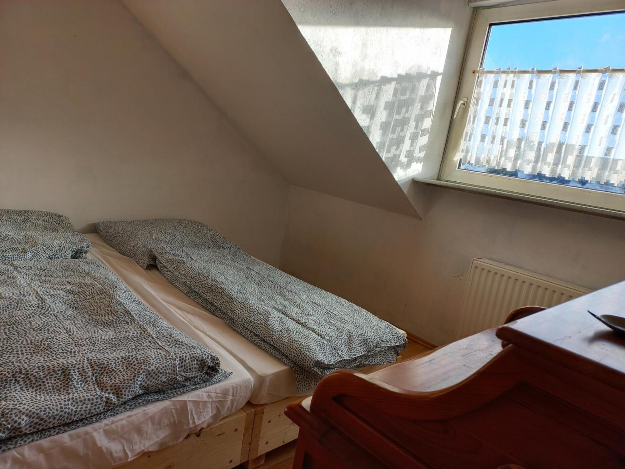Hoteliving Duesseldorf Airport Ratingen Habitación foto